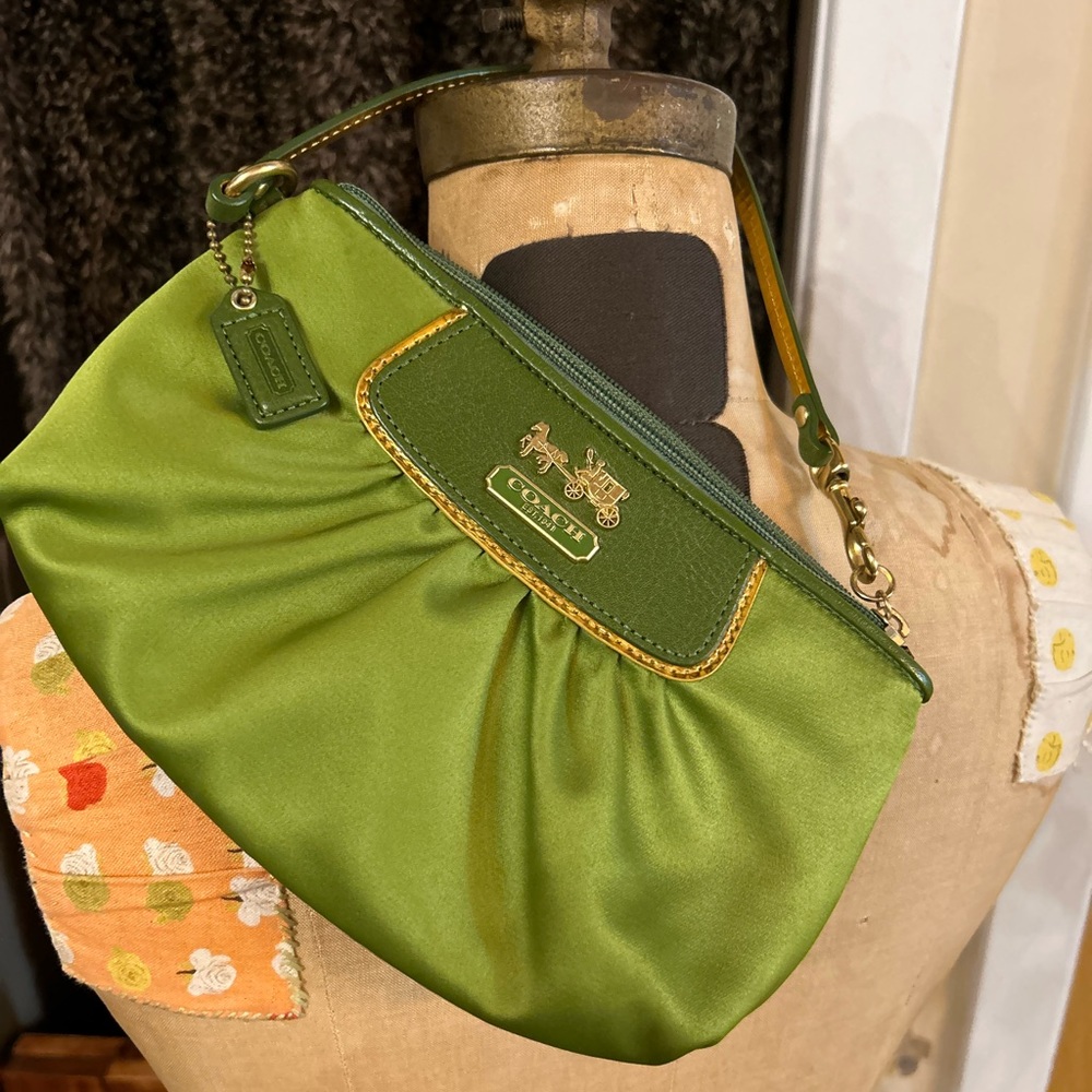 Coach satin pleated green wristlet